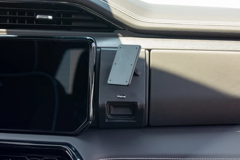Angled Dash Mount for GMC Sierra 1500/2500/3500/Sierra Denali