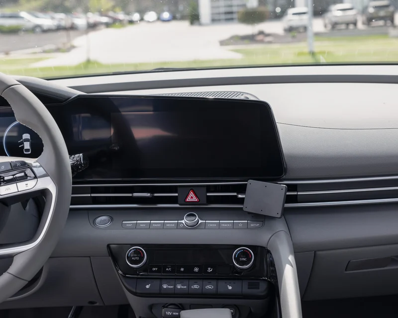 Angled Dash Mount for Hyundai Elantra