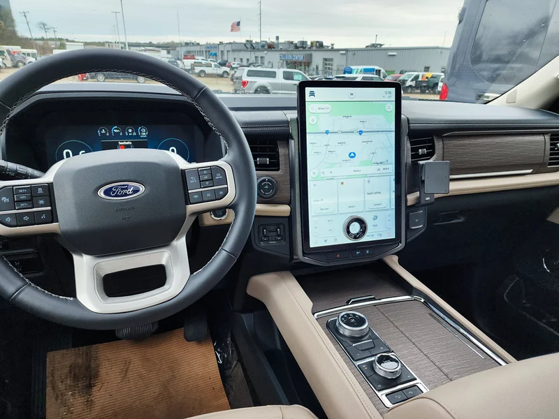 Mid-Center Dash Mount