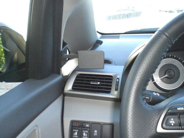 Left Pillar Mount for Honda Odyssey