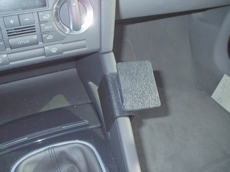 Angled Dash Mount Low for Audi A3, S3