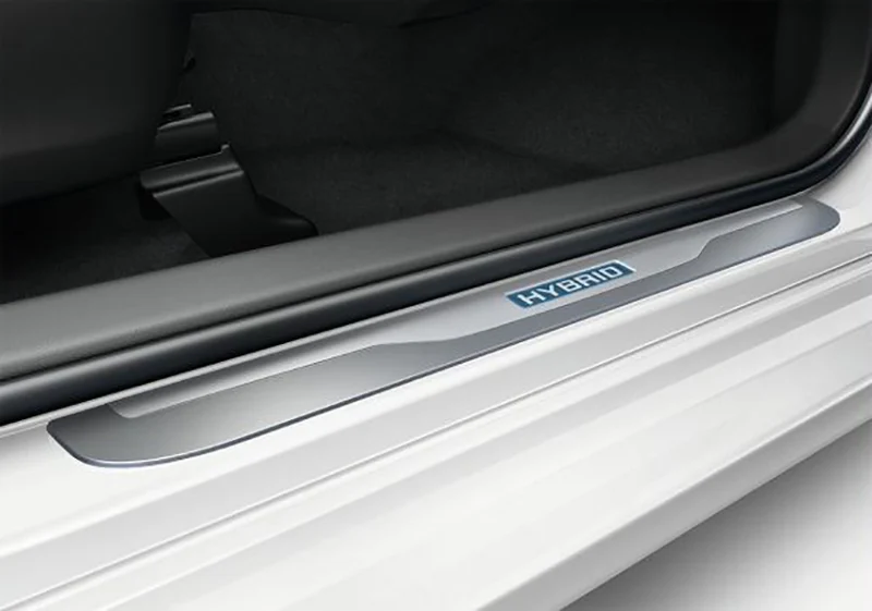 Dorpelinstaplijsten Toyota Prius Wagon 2012 >