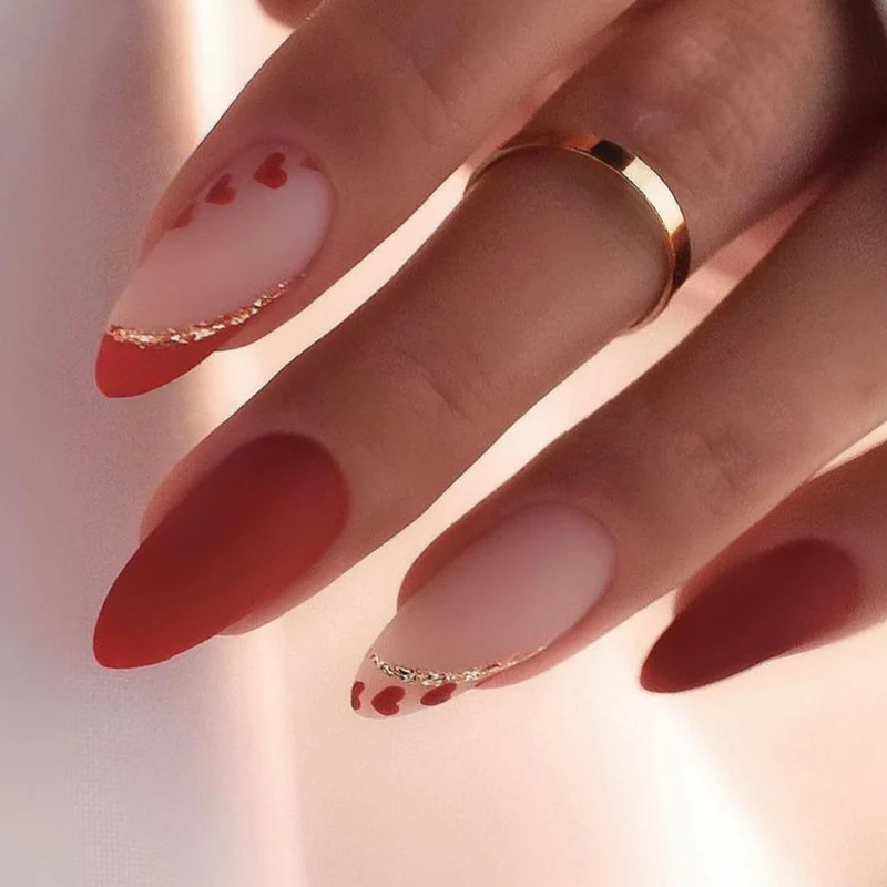 Heart-Accent Stiletto-Nagelkunst Karnz