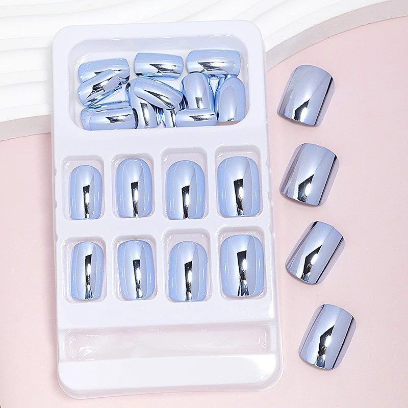 Metallic Finish Press-On Nail Set Karnz