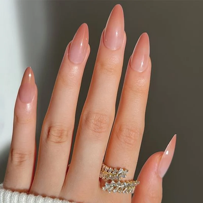 Glänzende Stiletto Press-On Nägel Karnz
