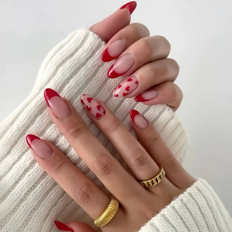 Künstlerisch Herz-verschönert Press-On Nagelkunst Karnz