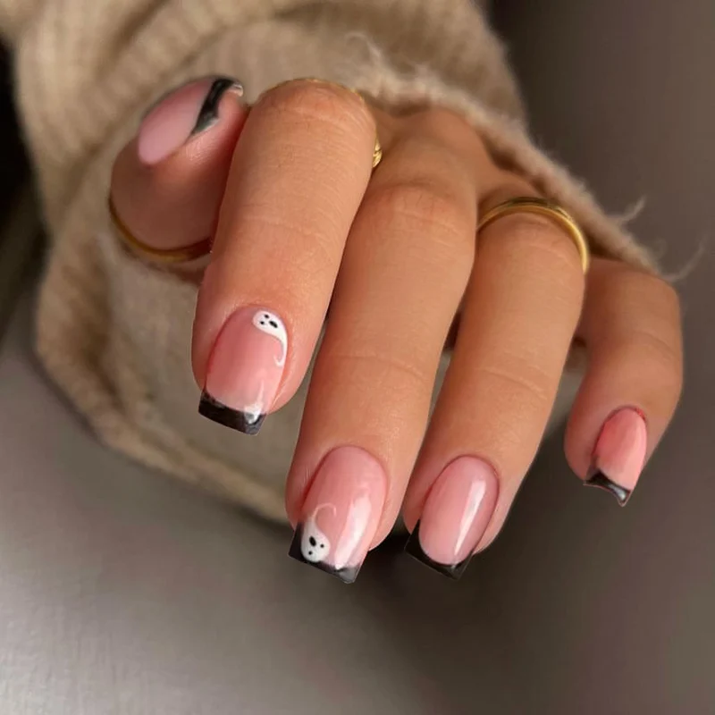 Künstlerische Geister-Themen Press-On Nagelkunst Karnz