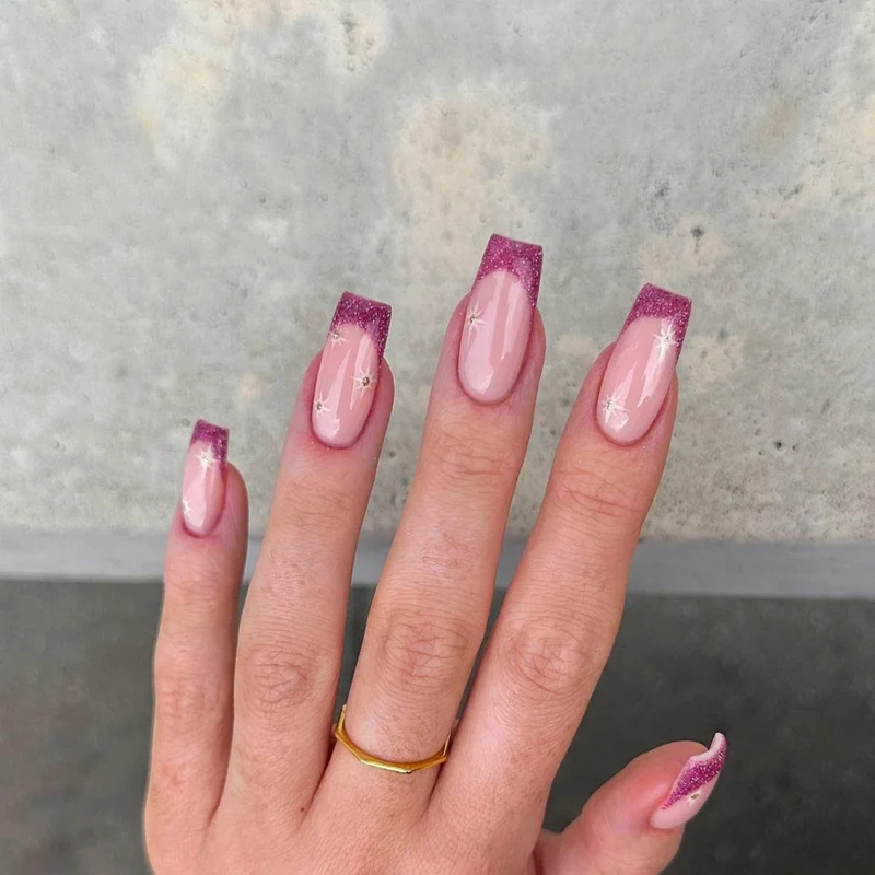 Funkelnd Elegante Stiletto Nagelerweiterungen Karnz